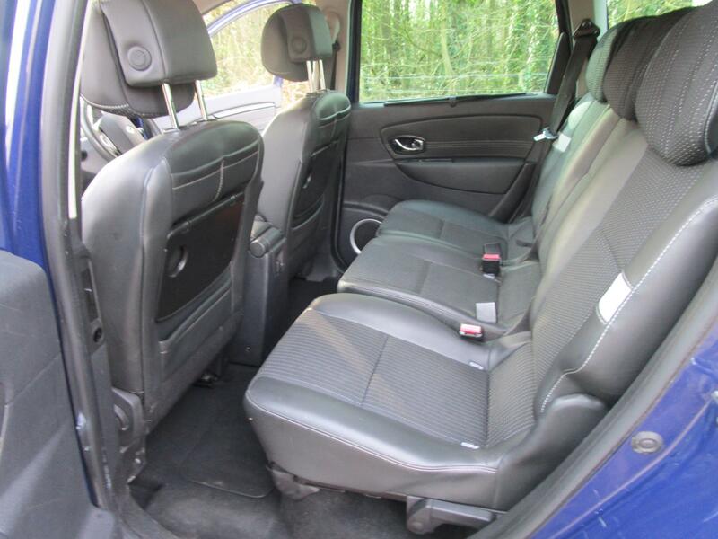 RENAULT SCENIC