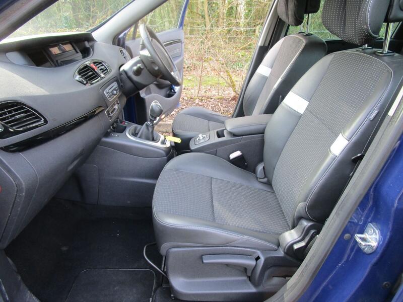 RENAULT SCENIC