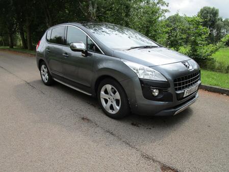 PEUGEOT 3008 2.0 HDi 150 Exclusive - FULL LEATHER - PAN ROOF - FSH - PART EX CLEARANCE - ASK US ABOUT FINANCE