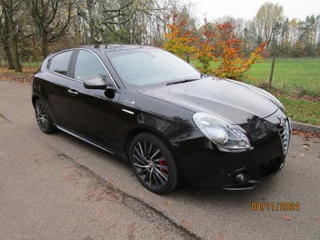 ALFA ROMEO GIULIETTA 2.0 Giulietta 2.0 Jtdm-2 150 Bhp Qv Line, COLOUR SAT NAV, FSH